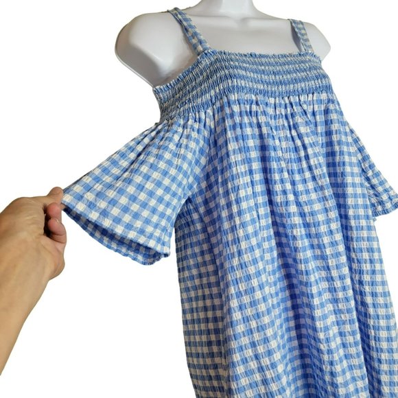 Miracle Berry Women's M Blue & White Gingham Smocked Seersucker Sundress - EUC - Picture 3 of 10